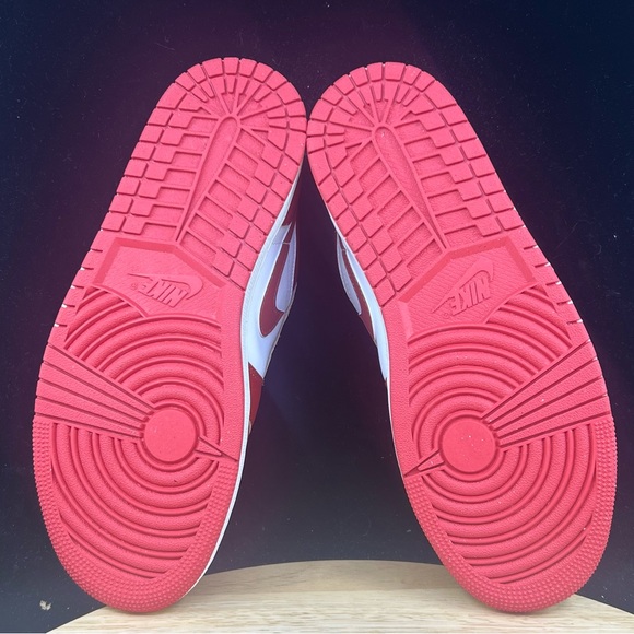 Nike Air Jordan 1 Low White Red Lobster FJ3459-160 Men's 7.5/ Wmns Sz 9 - Picture 8 of 10